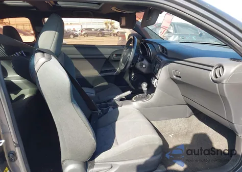 2011 Scion Tc из США, поврежденный, VIN JTKJF5C73B3012498